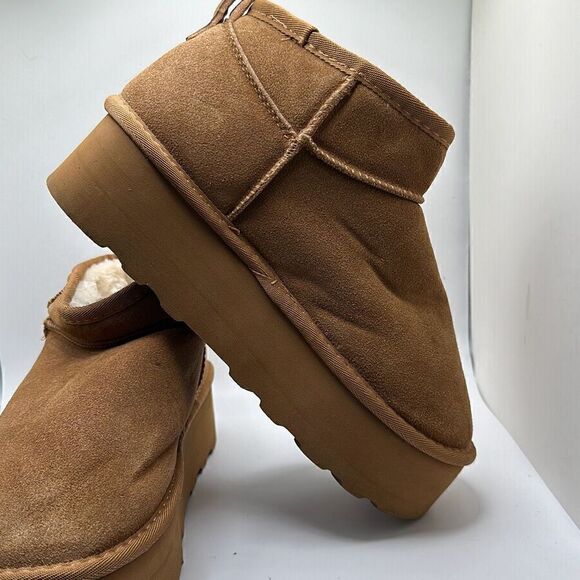 CUSHIONAIRE Women's Genuine Suede pull on platform boot +Memory Foam 9 CHESTNUT - Picture 6 of 7